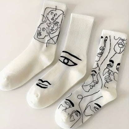 Staring Faces - Abstrakte Linienkunst Socken