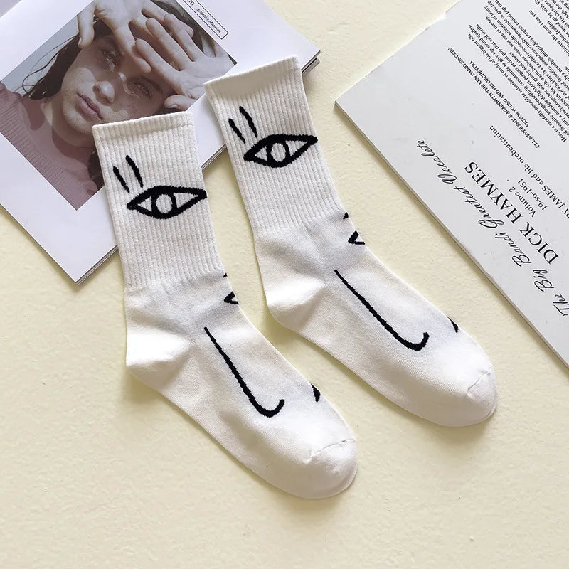 Staring Faces - Abstrakte Linienkunst Socken